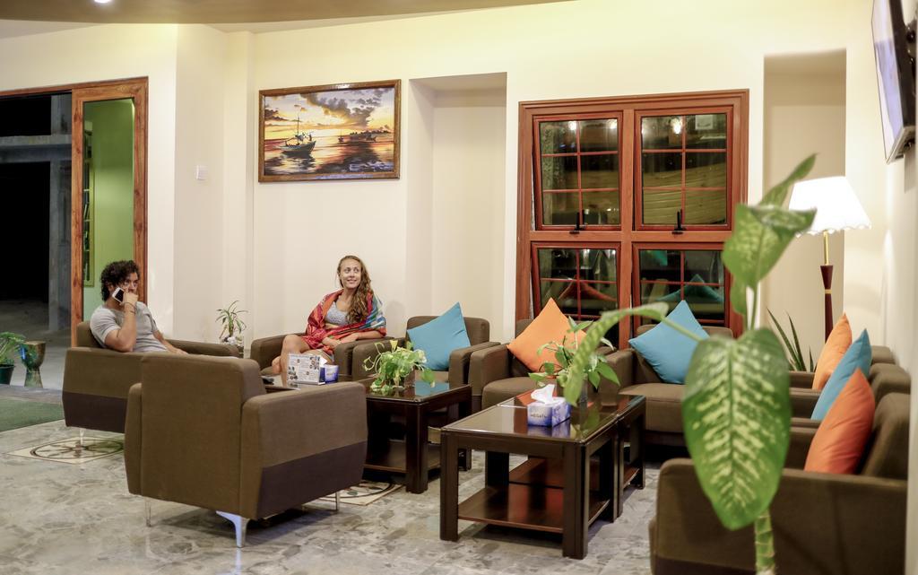 Triton Beach Hotel&Spa Maafushi Exterior foto