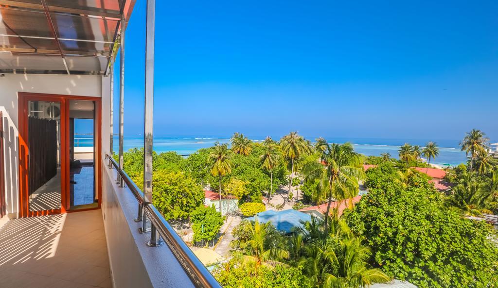 Triton Beach Hotel&Spa Maafushi Exterior foto